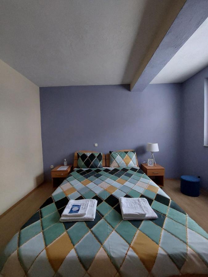 Ps Apartments - Peshtani Pestani Luaran gambar