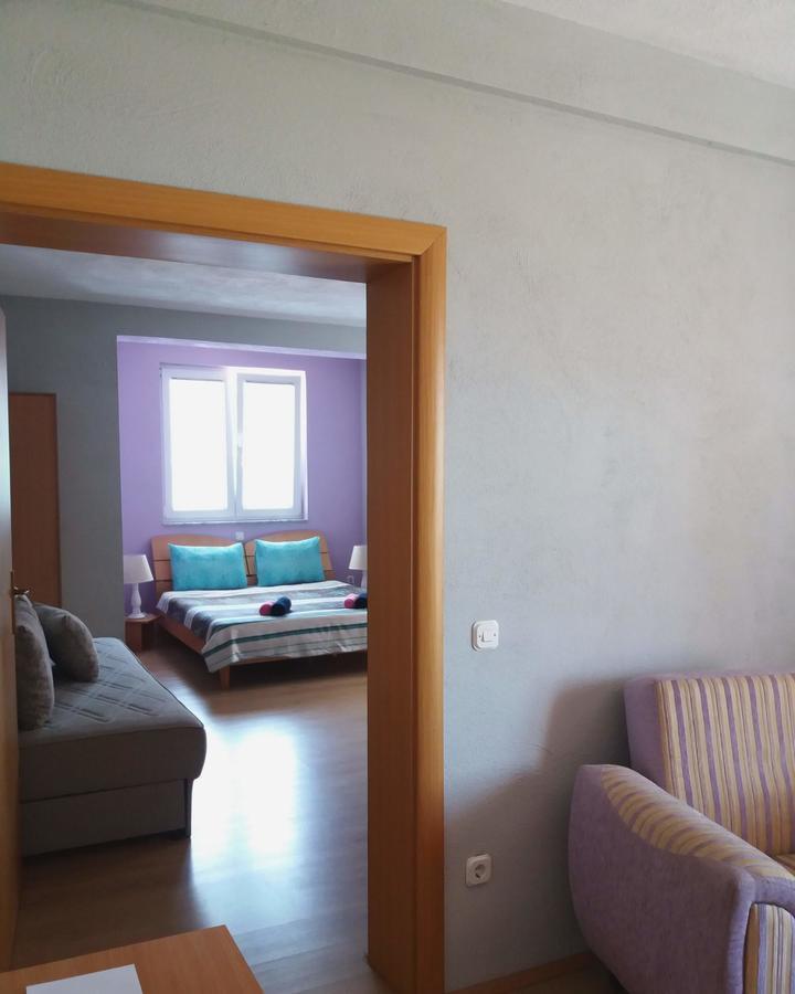 Ps Apartments - Peshtani Pestani Luaran gambar
